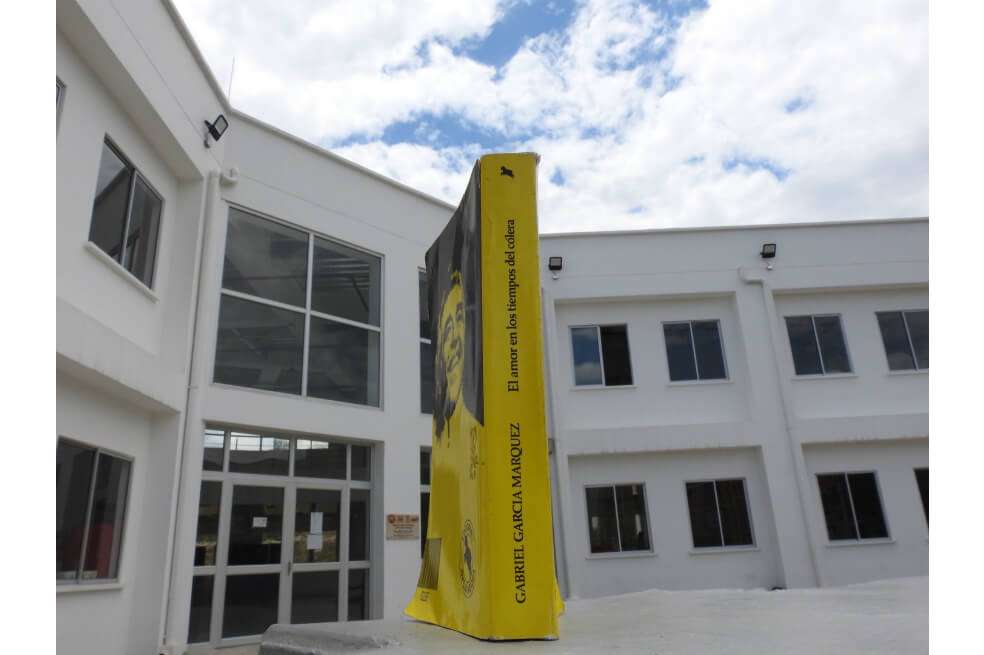 El 20 de diciembre de 2016 fue firmado el convenio interadministrativo entre Gobernación de Santander y la Alcaldía de Girón para la construcción de la biblioteca pública. El costo de la obra fue de 2.572 millones de pesos. / Luis Rodríguez