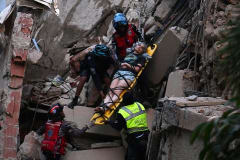 Ministro de Defensa anuncia ayuda a Venezuela tras terremotos que ya dejan 188 muertos