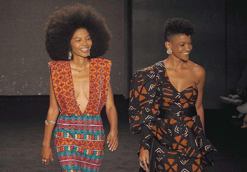 Natalia y Yerlis Marrugo creadoras de Koló Alta Mixtura. / Cortesía Inexmoda