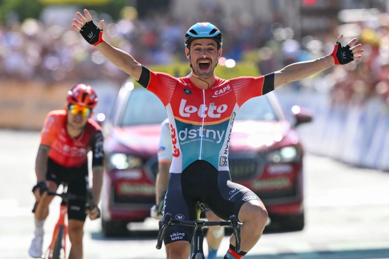 Victor Campenaerts se quedó con la etapa 18 del  Tour de Francia