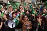 En video: así fue el festejo de la despenalización del aborto afuera de la Corte