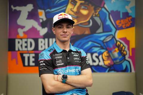 “Pienso subir a MotoGP siendo campeón del mundo de Moto2″: David Alonso