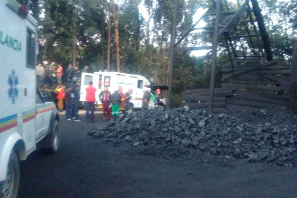 La explosión se registró a las 5:00 de la tarde de este viernes. Cortesía Bomberos Cundinamarca