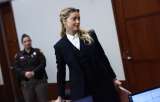 ¿Qué hay detrás de que Amber Heard se vista igual que Johnny Depp en el juicio?