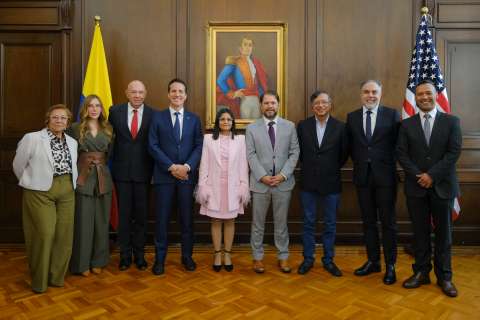 “La certificación va por buen camino”: Benedetti tras reunión con senadores de EE. UU.
