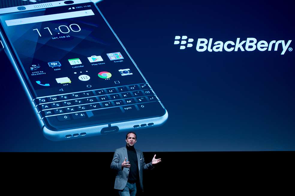 Presentación del BlackBerry KeyOne. / AFP