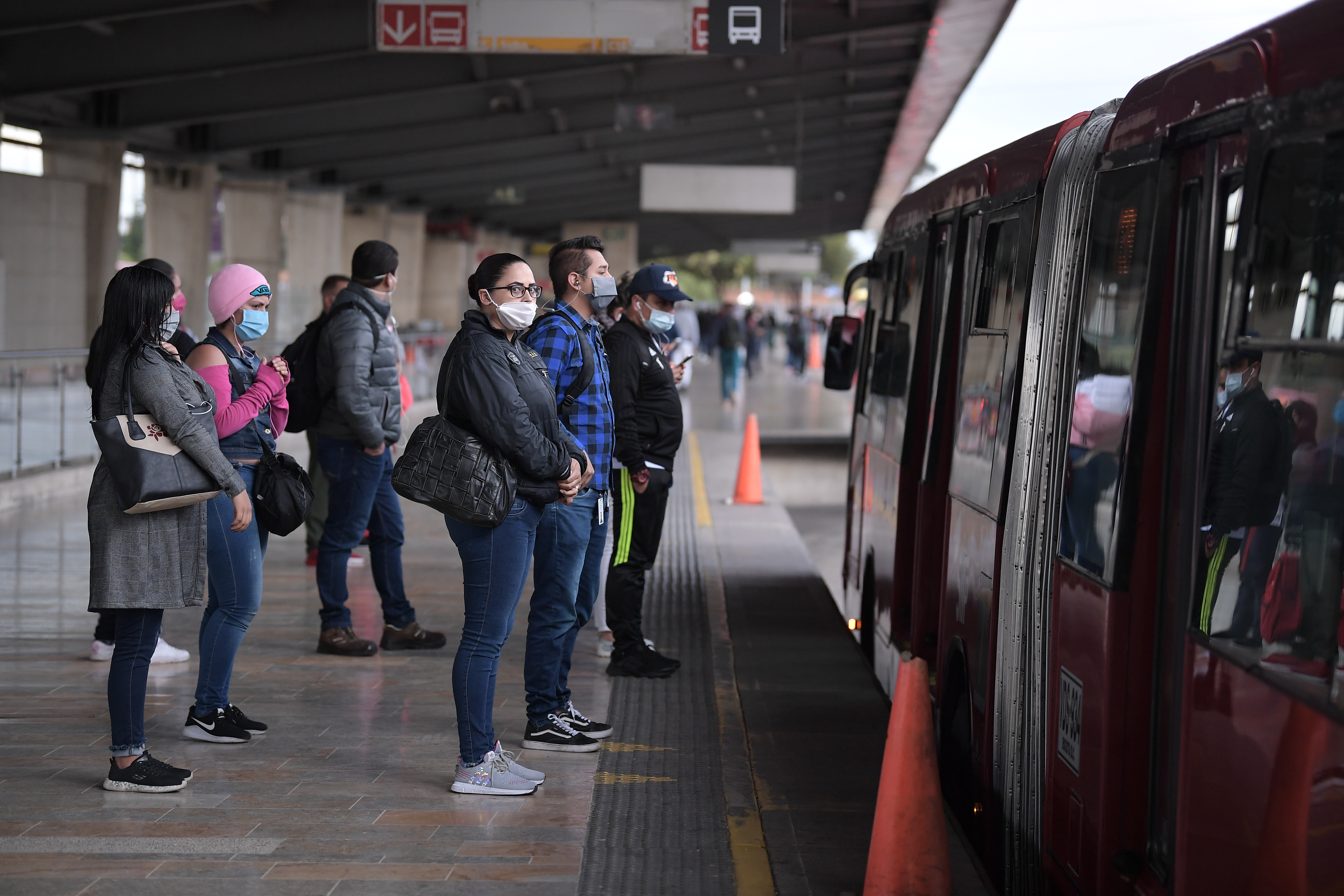 Instalaciones del Portal Sur de Transmilenio, durante la cuarentena obligatoria por el Covid-19.