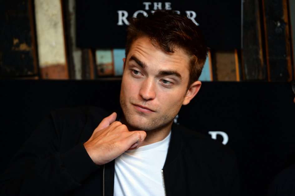 Robert Pattinson.