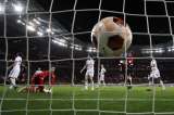 El dramático gol que le dio la clasificación al Leverkusen en Europa League: video
