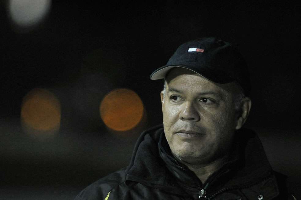 Juan Eugenio Jiménez, técnico del Real Cartagena, que hoy empieza su participación en los cuadrangulares de ascenso en Bogotá. / Luis Ángel