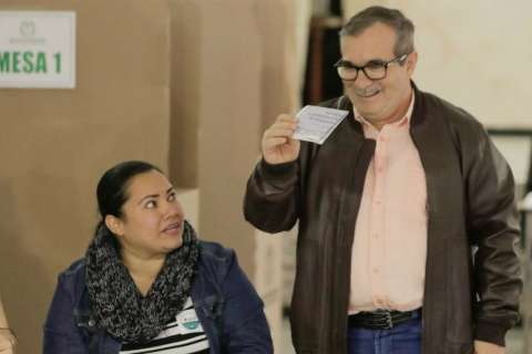 Timochenko votó por primera vez en unas elecciones presidenciales