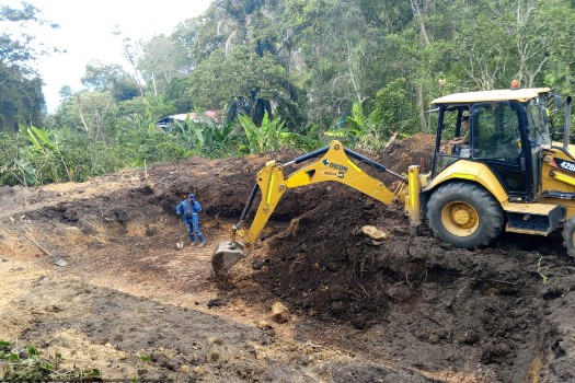 La CAR anunció la construcción de 5.000 reservorios de agua en zonas rurales de todos los municipios de Cundinamarca como estrategia para mitigar la sequía. Cada reservorio tendrá una capacidad de 120 metros cúbicos.