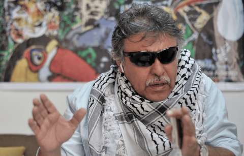 "Me han hecho seguimientos hasta con un dron": abogado de Santrich