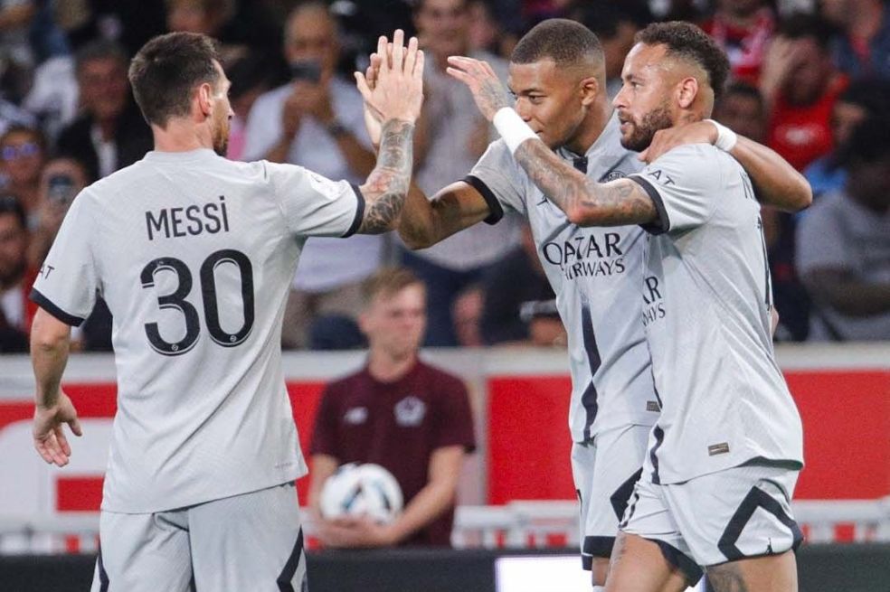 Solo un equipo con la cartera del PSG podría costear los salarios de figuras como Messi, Mbappé y Neymar.