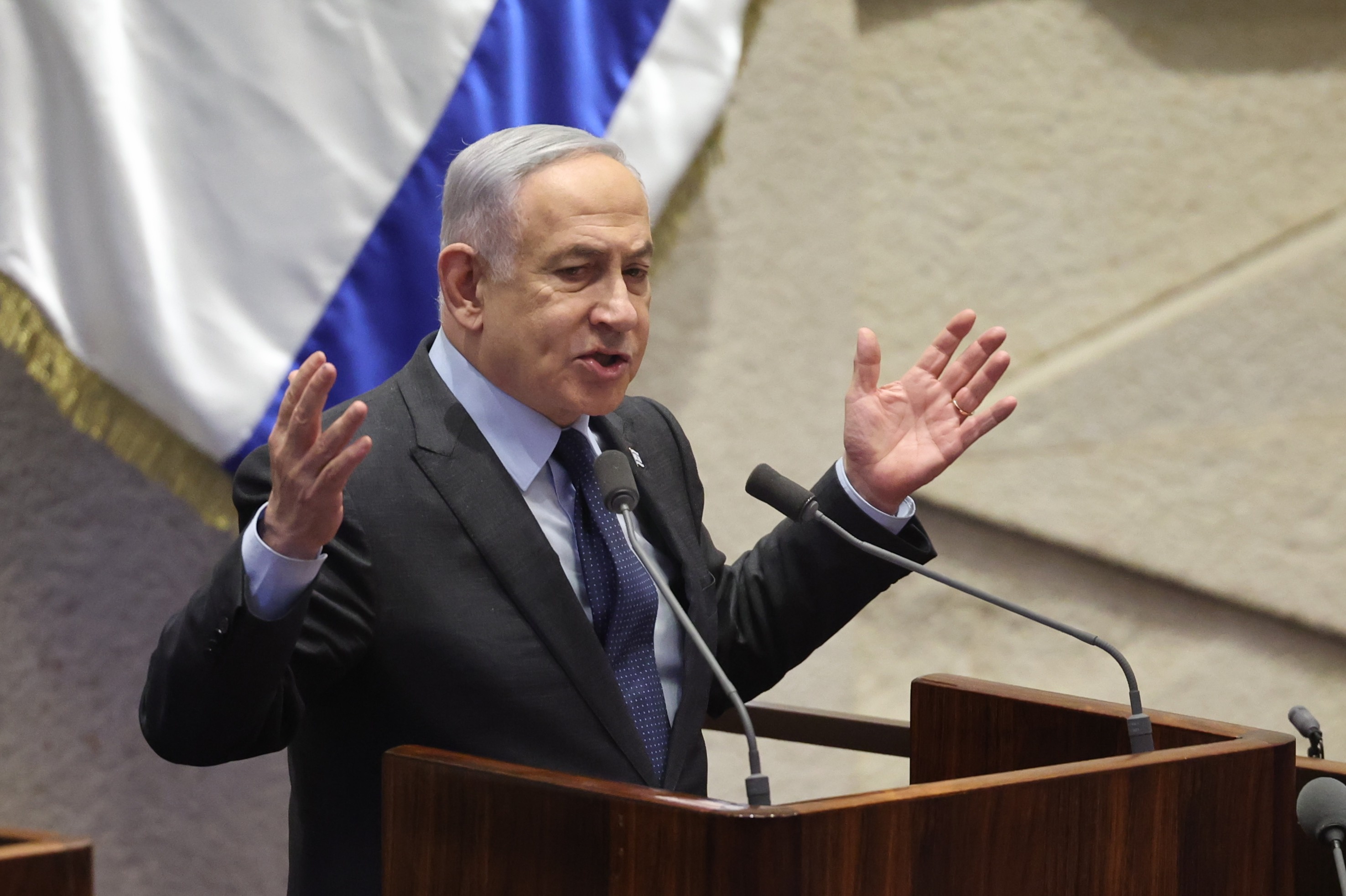 Jerusalem (Ó-), 19/02/2024.- Israeli Prime Minister Benjamin Netanyahu speaks during the voting session for the impeachment of Hadash-Taíal party MP Ofer Cassif in Jerusalem, 19 February 2024. The motion was brought up after Cassif publicly supported South Africaís genocide case against Israel at the International Court of Justice (ICJ). (Sudáfrica, Jerusalén) EFE/EPA/ABIR SULTAN