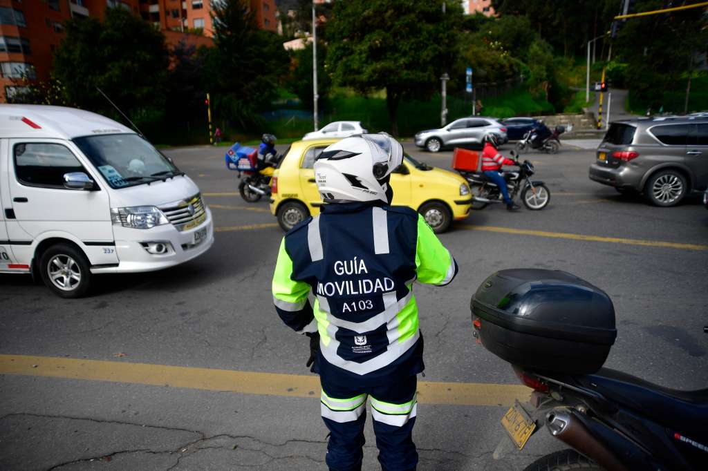 Carril prioritario o preferencial para buses del SITP y Transmilenio en la carrera séptima de Bogotá