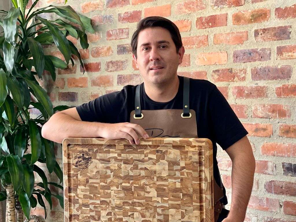 David Lee tiene 35 años y es diseñador industrial.