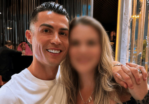 Ella es Katia Aveiro, la hermana cantante de Cristiano Ronaldo que sorprende con su parecido