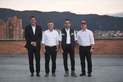 ¿Se fracturó unidad de los exgobernadores?: duro cruce de mensajes por encuesta