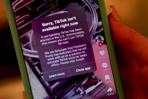 TikTok dice que está restableciendo su servicio en EE. UU. tras mensajes de Trump