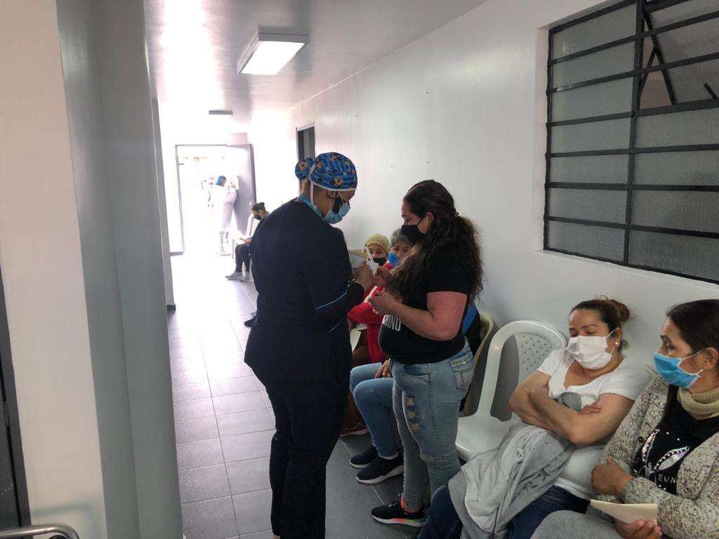 En esta segunda fase, se vacunarán a 643 personas que hacen parte de la población de riesgo priorizada en las primeras fases de Plan Nacional de Vacunación.