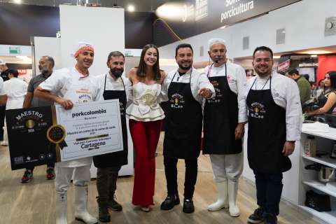 Jorge Delgadillo es el ganador del Maestro en Cortes de la Carne de Cerdo 2024