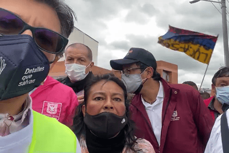 En video: alcaldesa de Bogotá fue abucheada en visita a Portal Américas