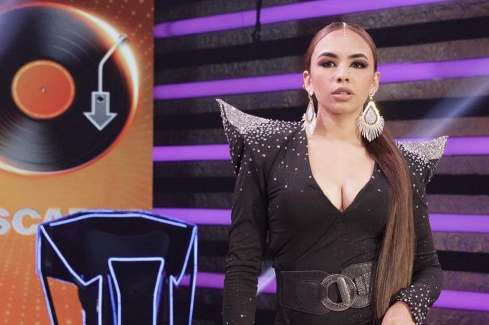 Desde el comienzo de ‘La Descarga’, Stefany Zabaleta, pupila de Santiago Cruz, cautivó con su potente voz.