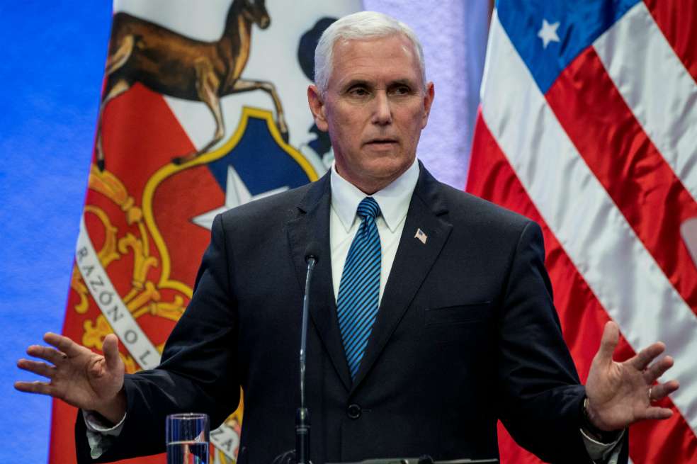 El vicepresidente Pence cree que la "presión económica y diplomática" es una posible solución para que Corea del Norte abandone su programa de misiles nucleares.
/ AFP.