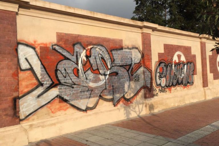 Cementerio Central de Bogotá, de nuevo víctima de grafitis: arreglo costará $3 millones