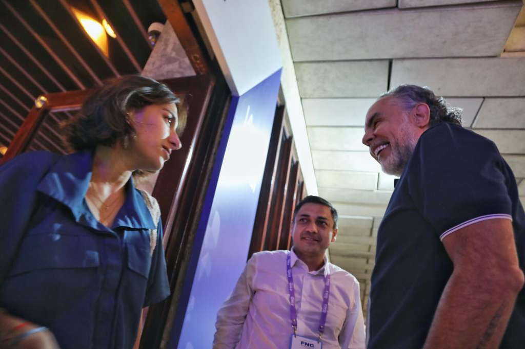 Laura Sarabia y Armando Benedetti se encontraron en Cartagena