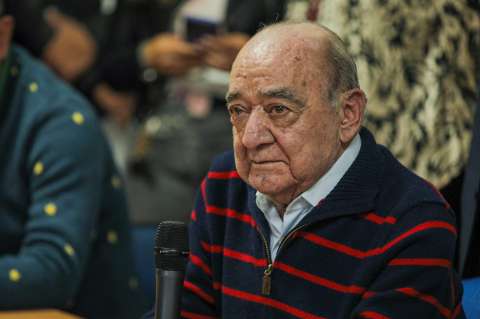 El periodista Yamid Amat se encuentra hospitalizado en Unidad de Cuidados Intensivos