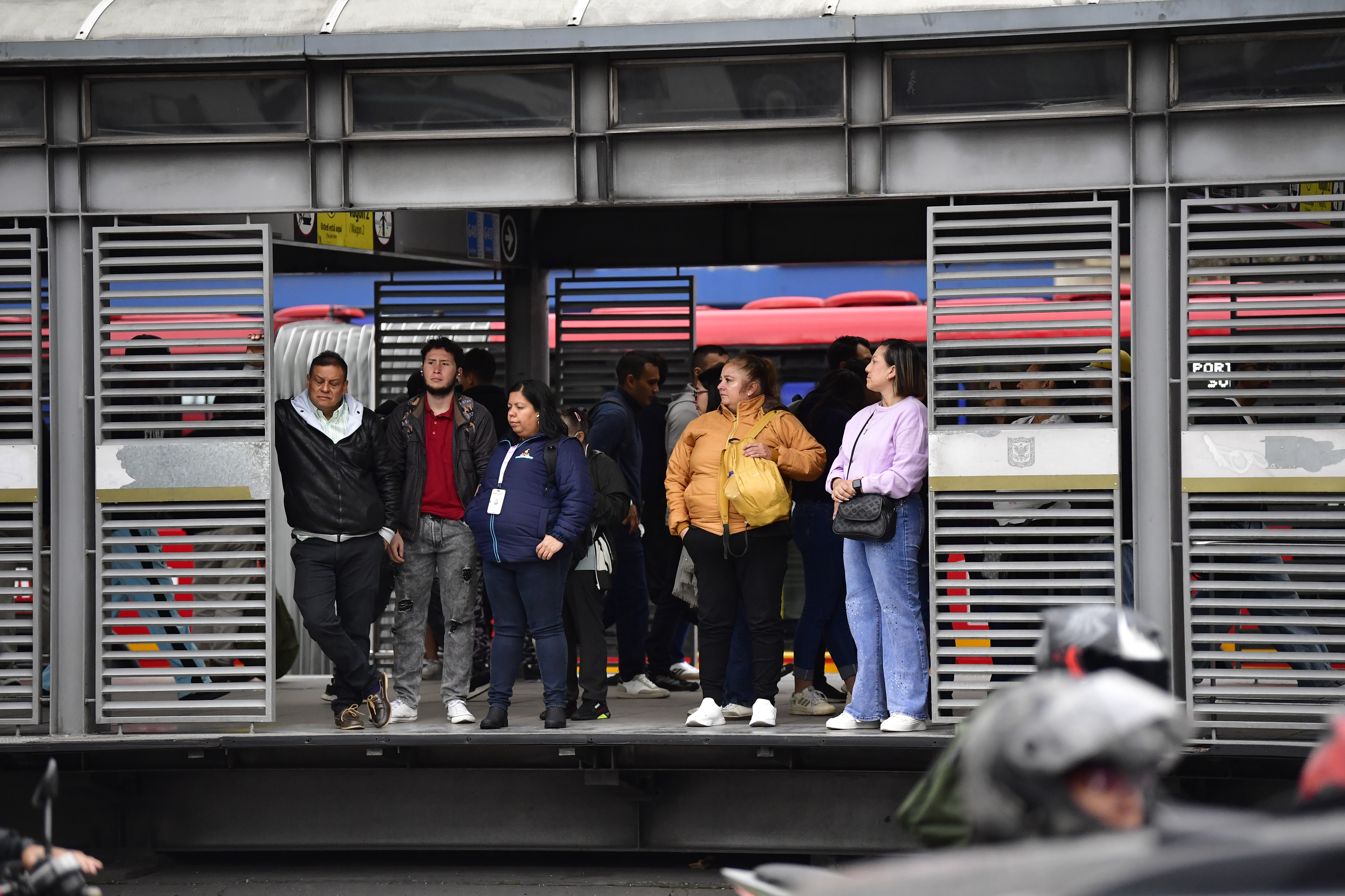 Estación Ricaurte que integra el corredor de la NQS o Carrera 30 que no cuenta con puertas anti colados