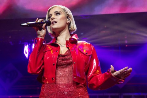 A Bebe Rexha nadie la quiere vestir para los premios Grammy 2019