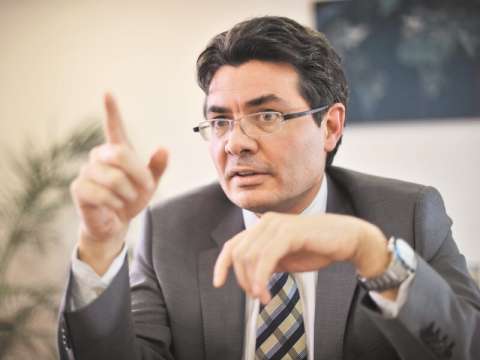 “Nadie en los Andes va a perder su trabajo por sus ideas”: Alejandro Gaviria
