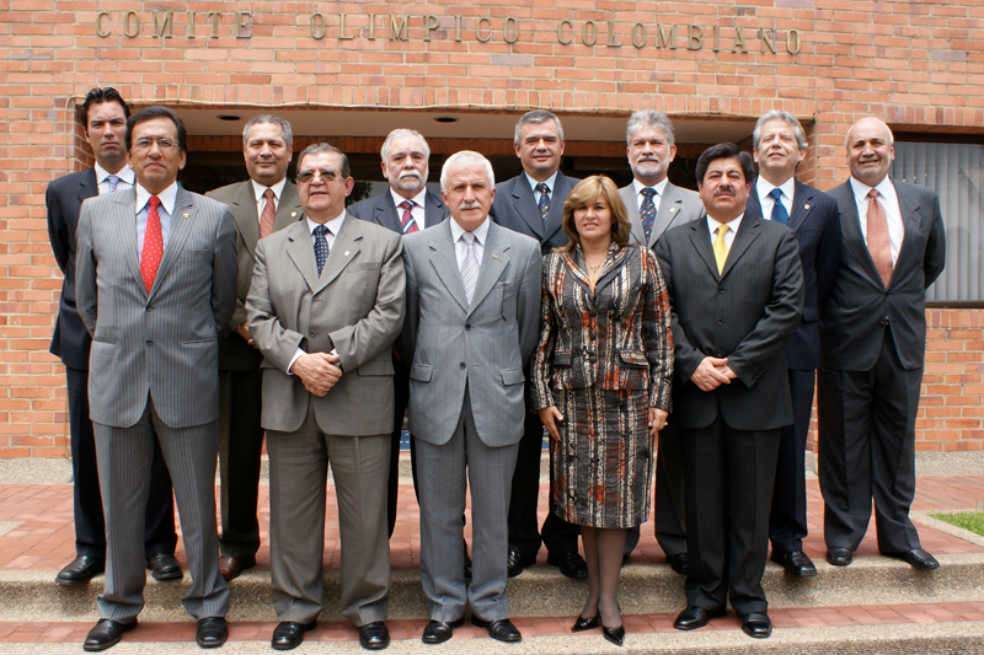 Este fue el comité ejecutivo que se eligió hace cuatro años. Diez de sus miembros aspiran nuevamente a algún cargo.