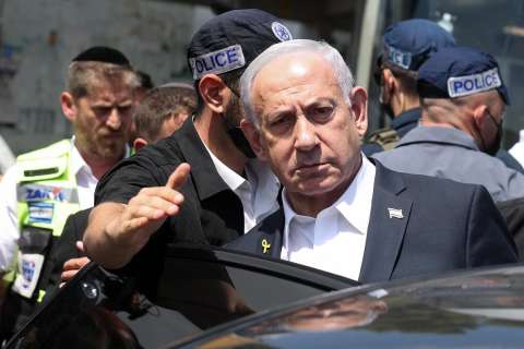 Israel bombardea 50 edificios en Ciudad de Gaza, según Netanyahu es el “preludio”