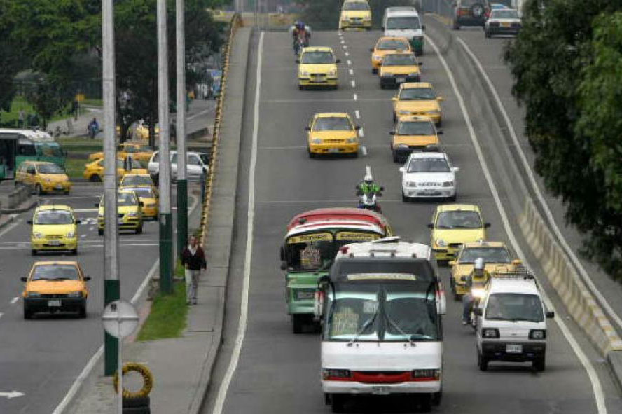 Los puentes no serán demolidos, sino que, serán adecuados y reforzados mediante el cambio del tablero y la vigas longitudinales.
