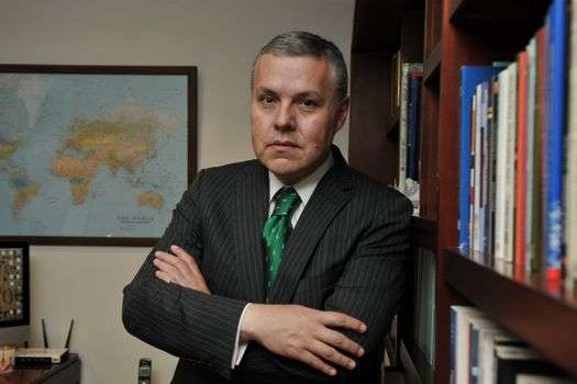 Néstor Osuna.