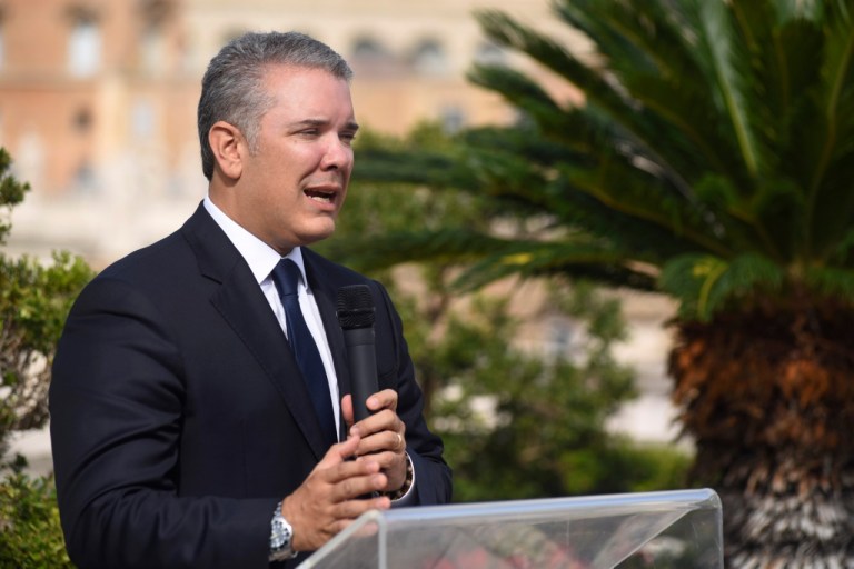 Duque no puede exaltar en su cuenta de Twitter a la Virgen de Chiquinquirá