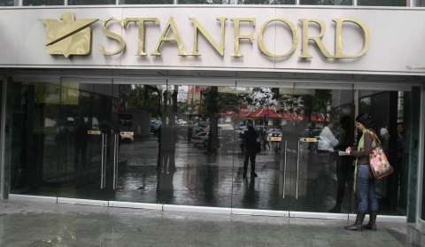 Colombianos, los únicos reparados por caso de la pirámide estadounidense Stanford