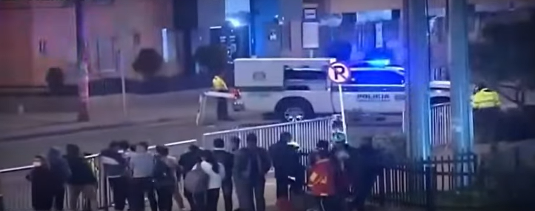 Detonan sospechoso paquete dejado en la entrada del Centro Comercial Centro Suba.