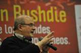 “Sólo él y sus partidarios merecen ser culpados”: Irán sobre el ataque a Rushdie