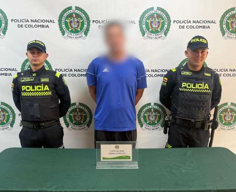 Capturan a peligroso exintegrante de las AUC en estación de Transmilenio