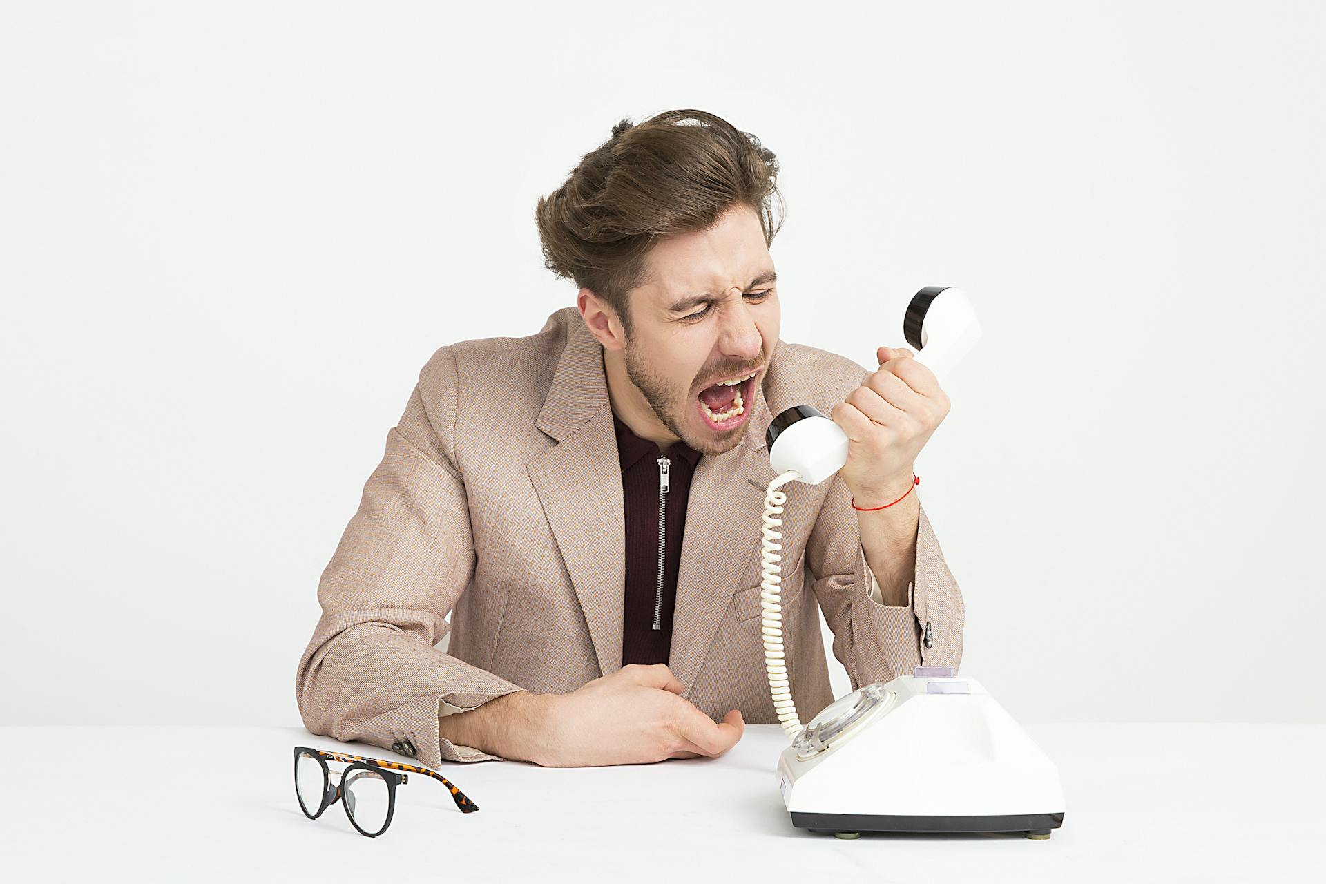 Cada vez es más común en Colombia que las personas no tengan recuerdos agradables de las llamadas telefónicas marcadas como spam.