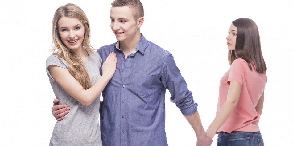 ¿Sabes por qué tu pareja sigue hablando con su ex?