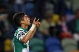 Freddy Montero dio el triunfo al Sporting que mete presión al Porto