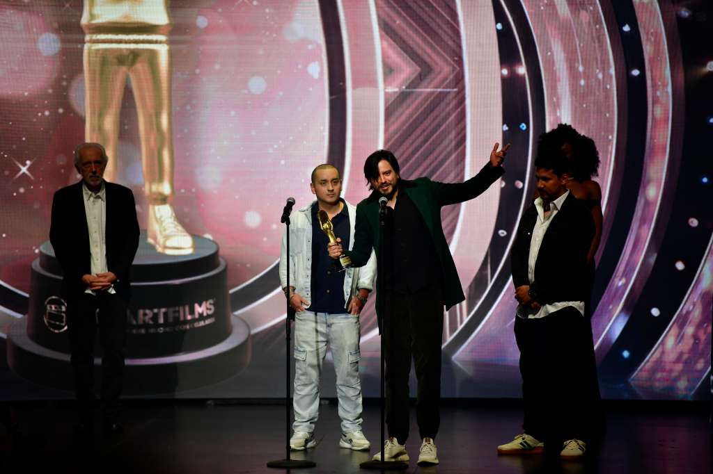 Ganadores de las diferentes categorías de la décimo primera edición del festival de cine hecho con celulares
