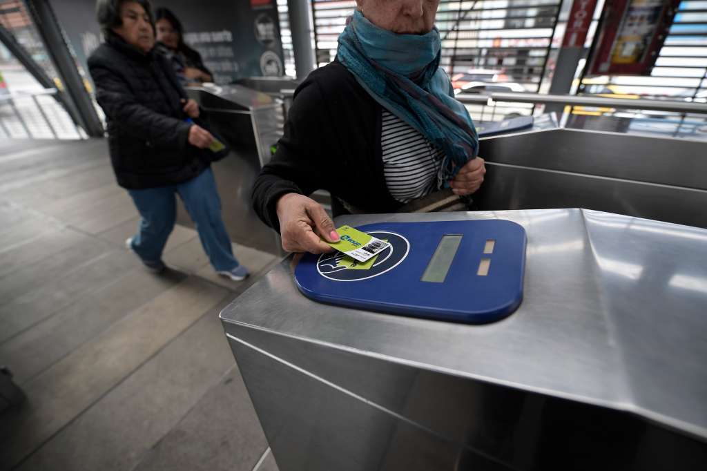 Ingreso de usuarios al sistema de transporte que presentará un aumento en su pasaje