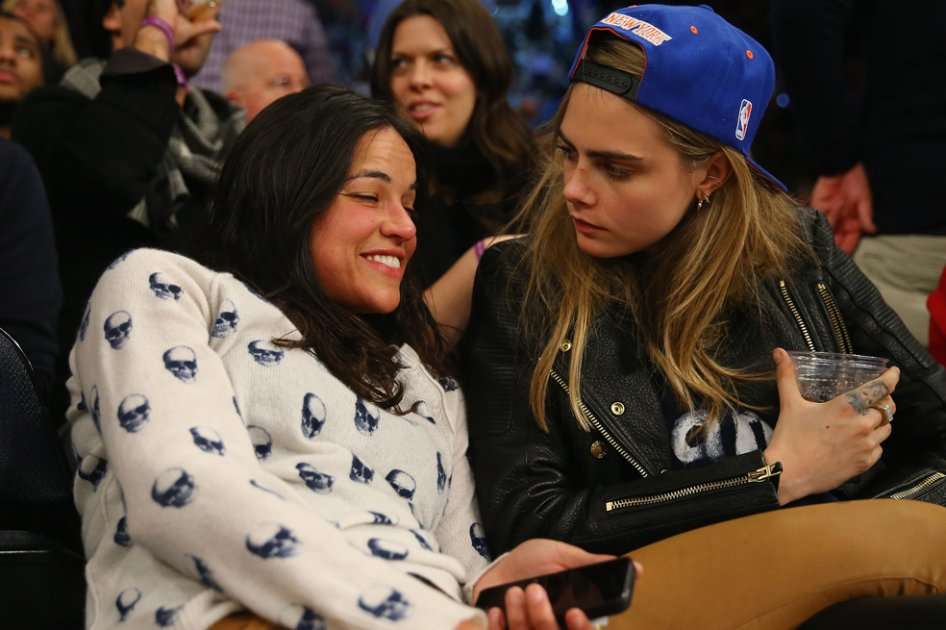 Michelle Rodríguez y Cara Delevingne en enero pasado.